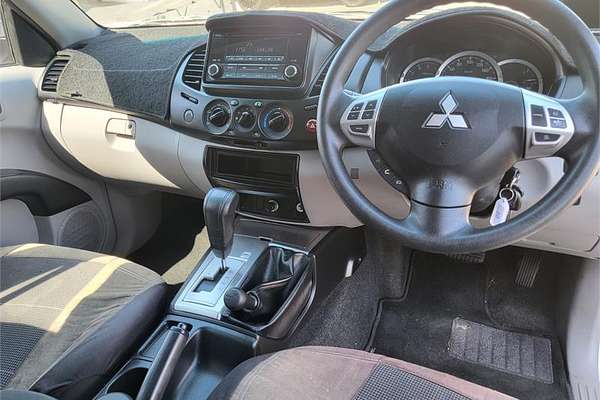 2014 Mitsubishi Triton GLX MN 4X4