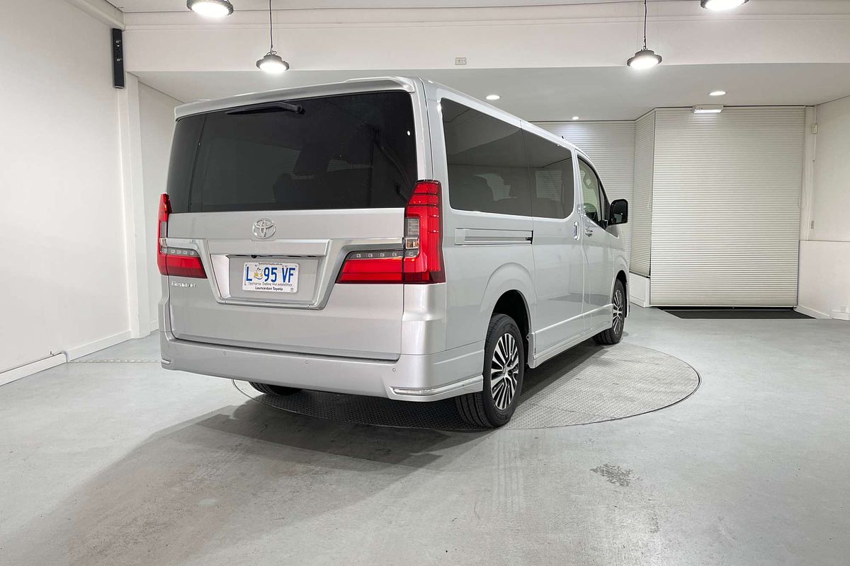 2024 Toyota Granvia GDH303R