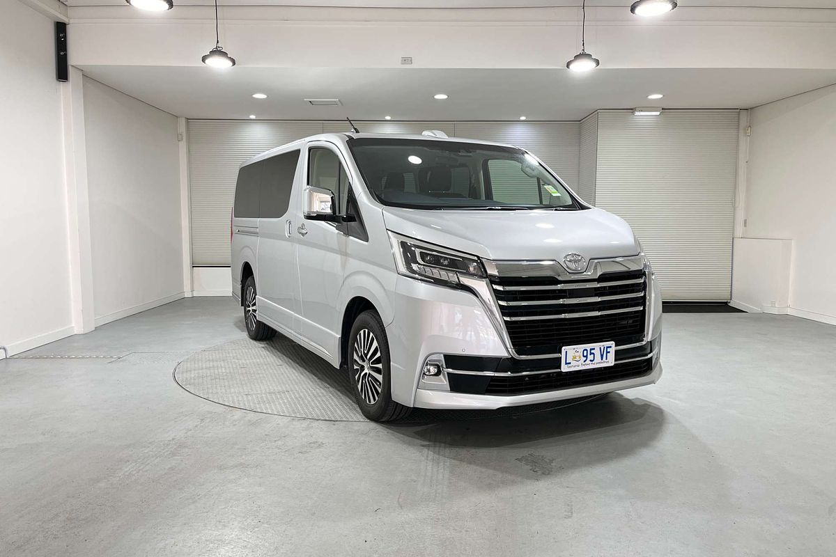 2024 Toyota Granvia GDH303R