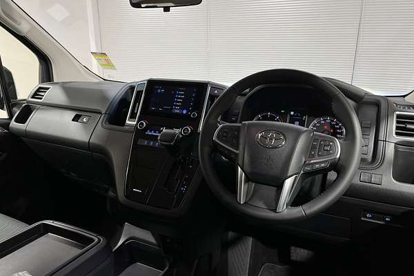 2024 Toyota Granvia GDH303R