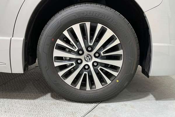 2024 Toyota Granvia GDH303R