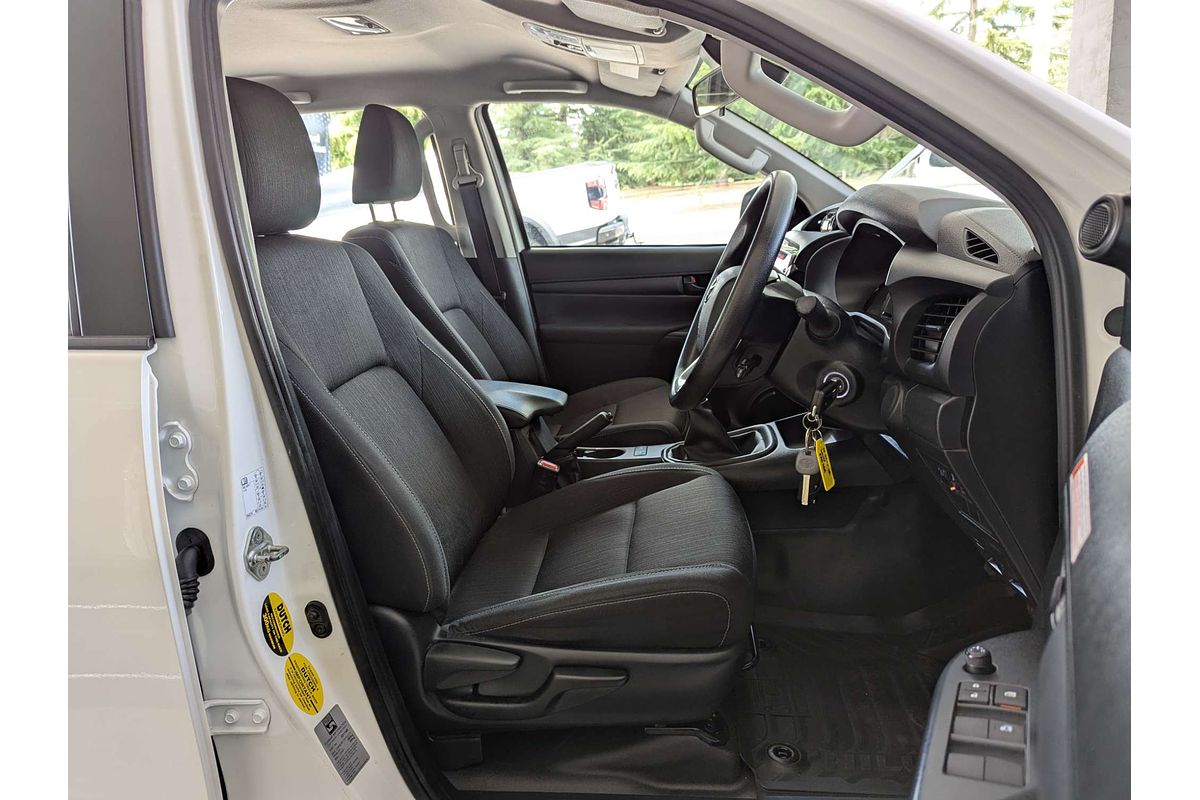 2023 Toyota Hilux SR GUN126R 4X4
