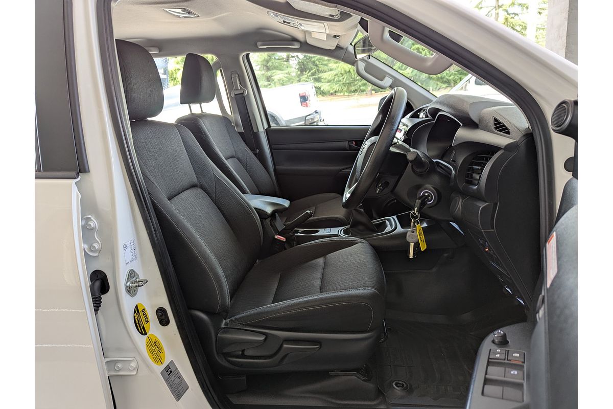 2023 Toyota Hilux SR GUN126R 4X4