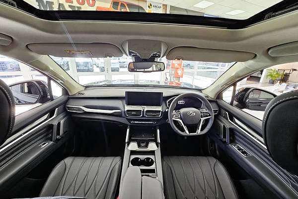 2025 LDV D90 Executive SV9A