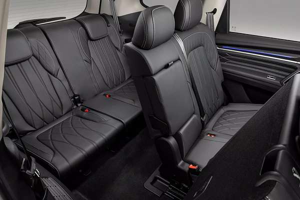 2025 LDV D90 Executive SV9A