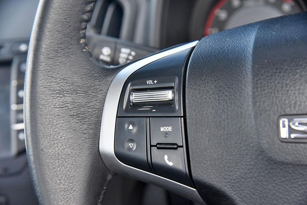 2018 Isuzu D-MAX SX High Ride Rear Wheel Drive