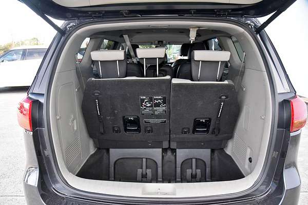 2017 Kia Carnival SLi YP