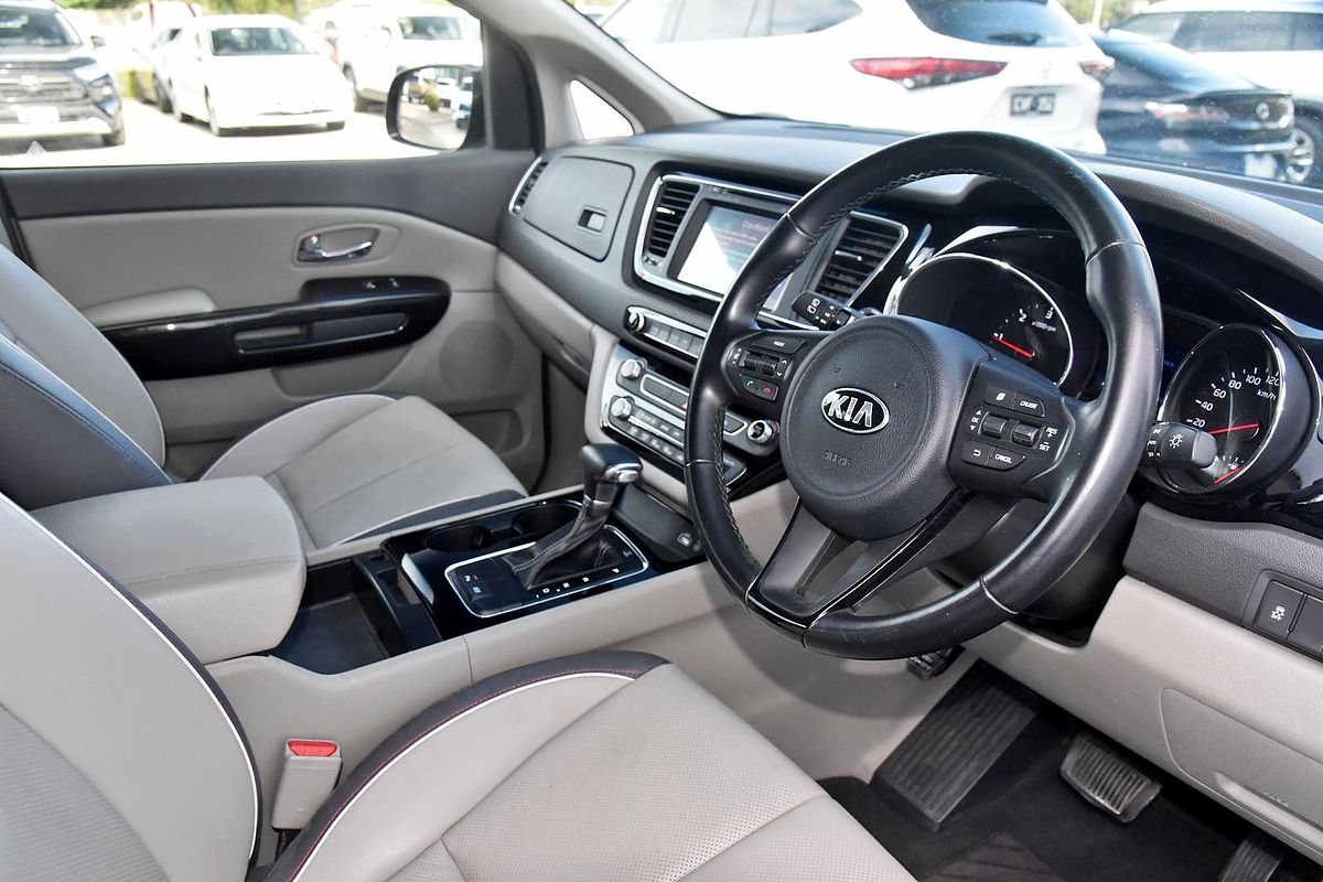 2017 Kia Carnival SLi YP