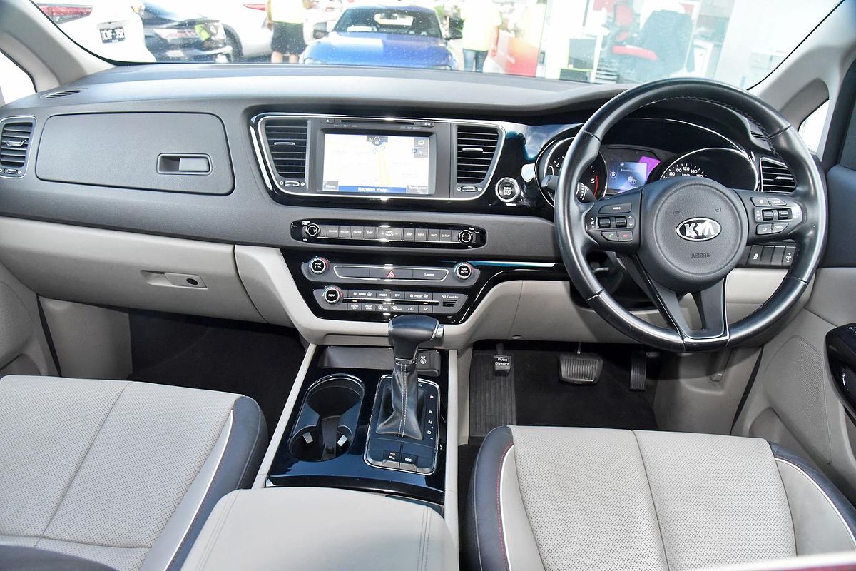 2017 Kia Carnival SLi YP