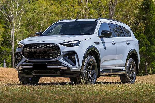 2024 Isuzu MU-X X-TERRAIN