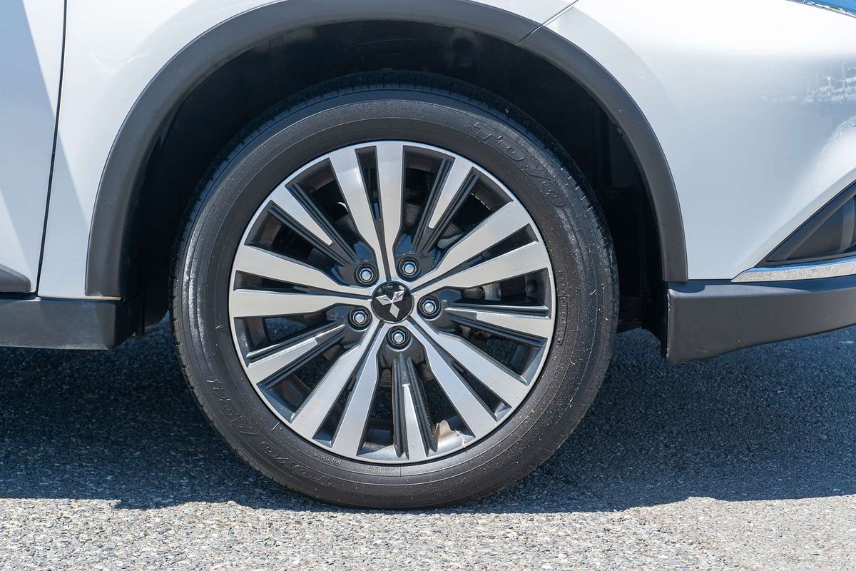 2020 Mitsubishi Outlander LS ZL