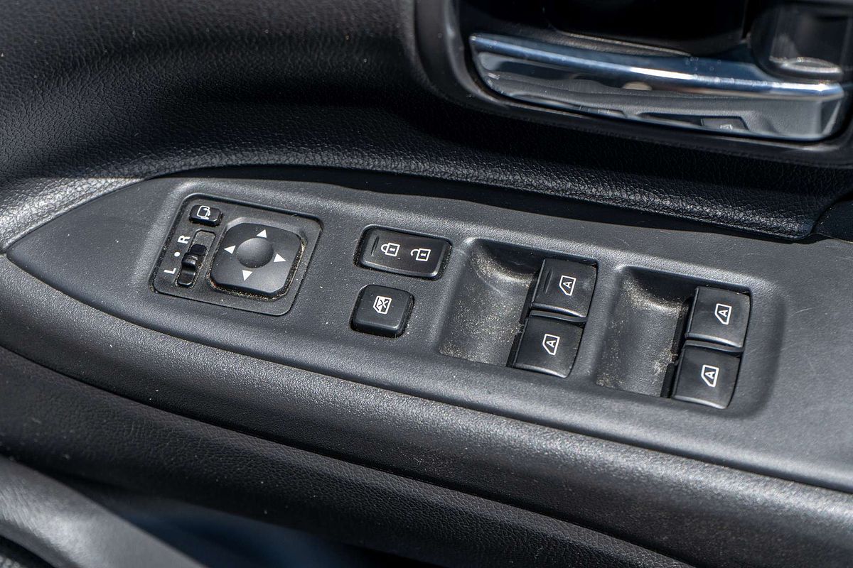 2020 Mitsubishi Outlander LS ZL