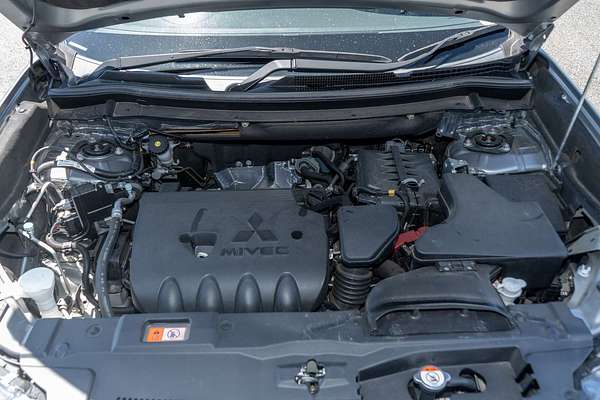 2019 Mitsubishi Outlander LS ZL