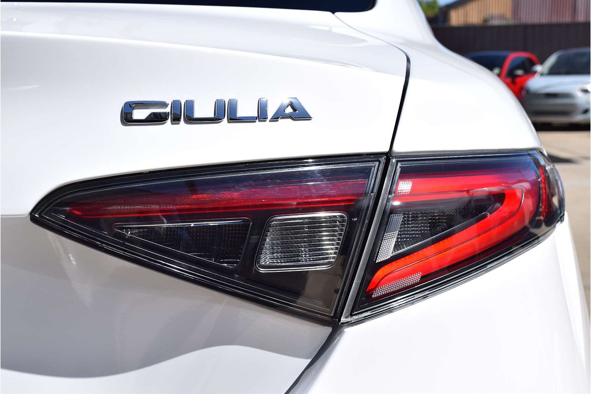2023 Alfa Romeo Giulia Veloce Series 4