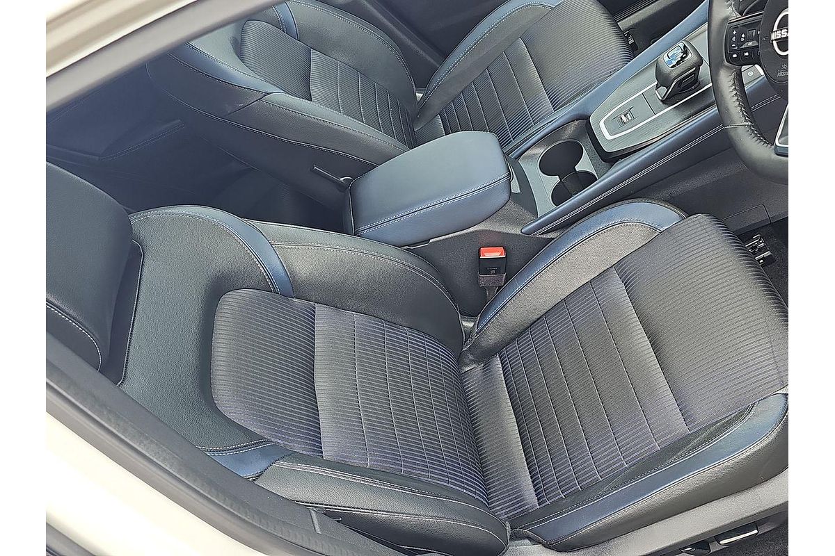 2024 Nissan QASHQAI ST-L J12