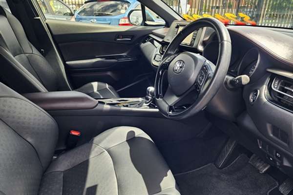 2017 Toyota C-HR Koba NGX50R