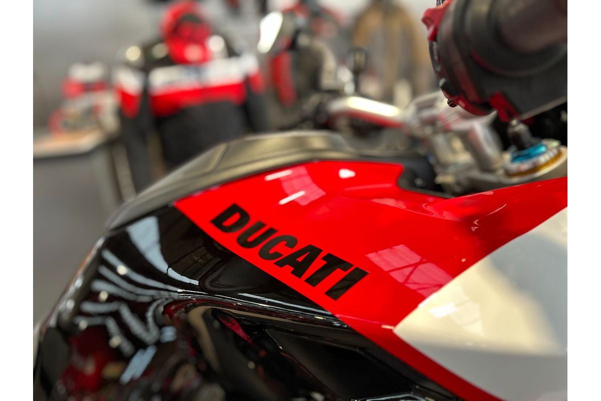 2023 Ducati MULTISTRADA V4 PIKES PEAK
