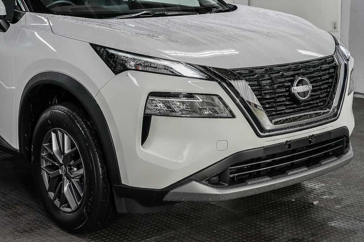2024 Nissan X-TRAIL ST T33