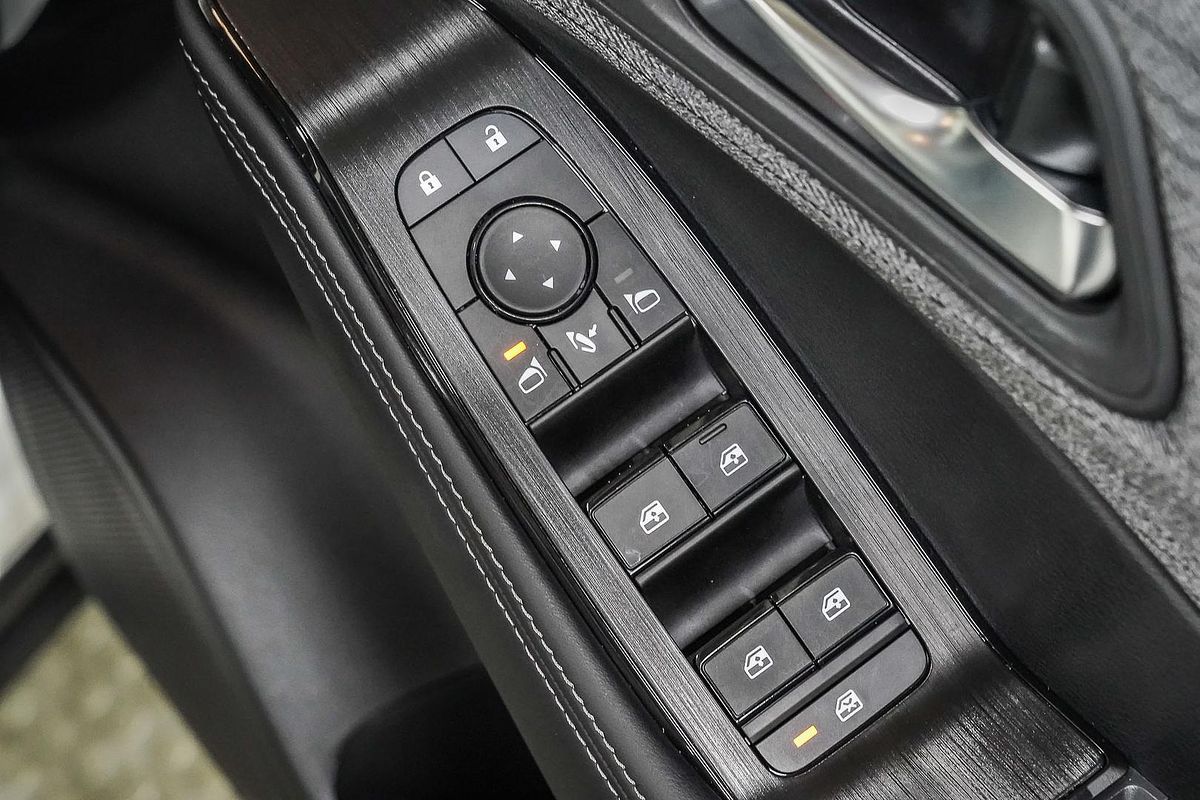 2024 Nissan X-TRAIL ST T33