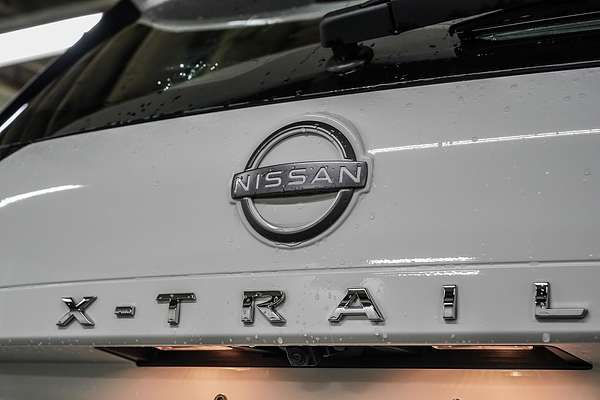 2024 Nissan X-TRAIL ST T33