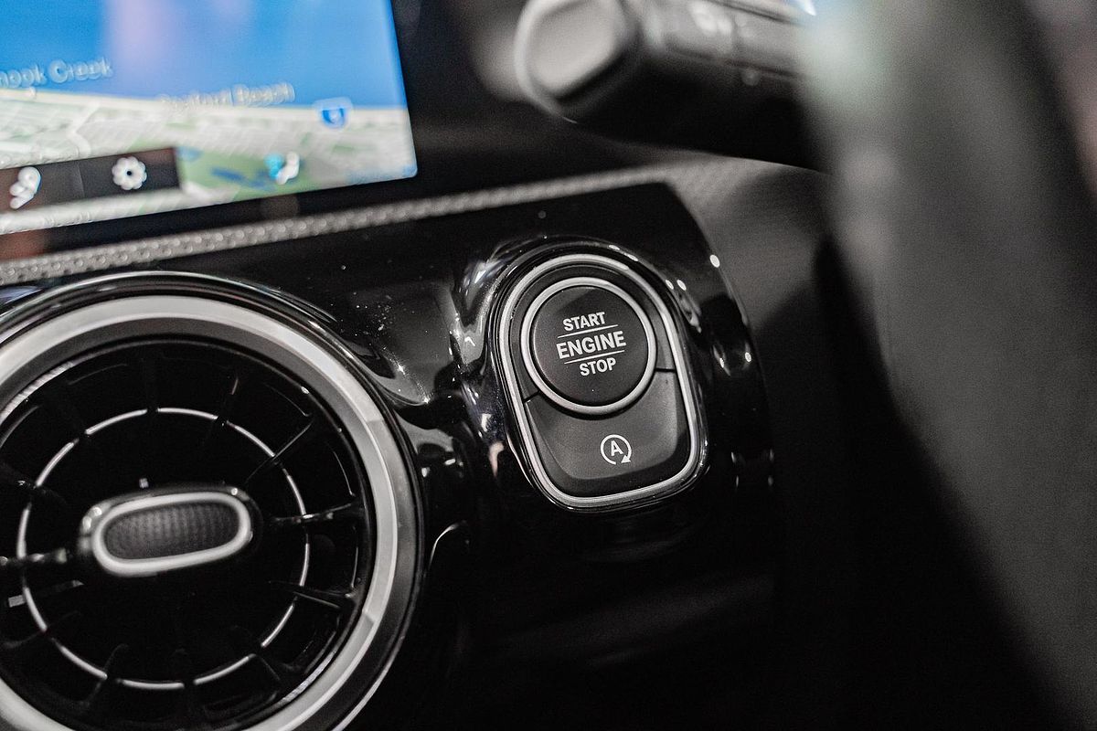 2019 Mercedes-Benz A-Class A180 V177