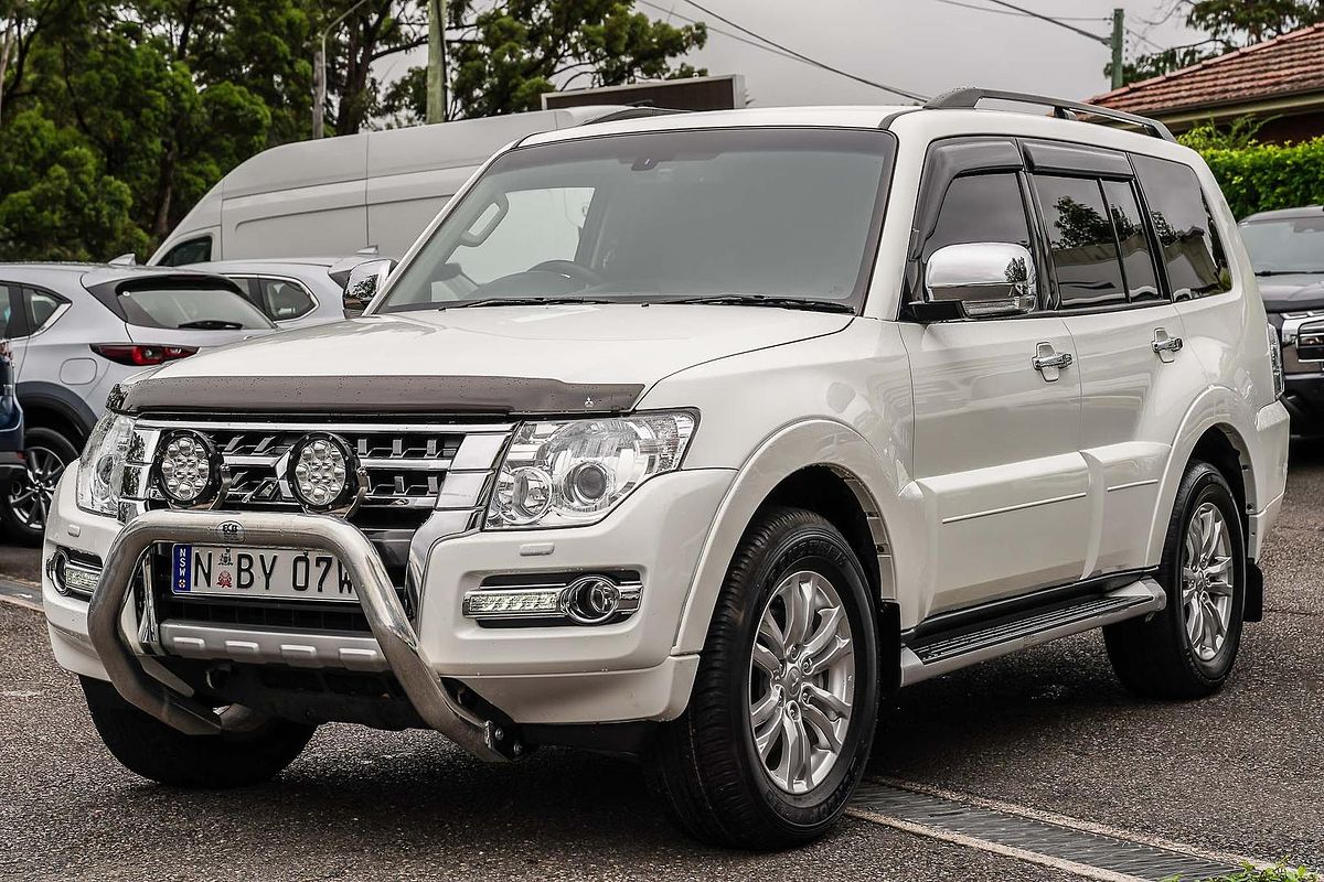 2020 Mitsubishi Pajero GLS NX