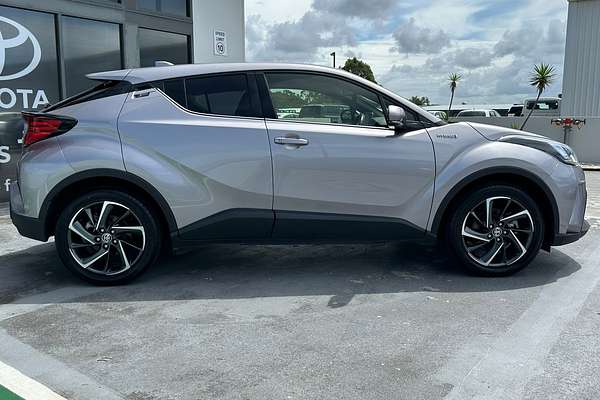 2022 Toyota CH-R Hybrid