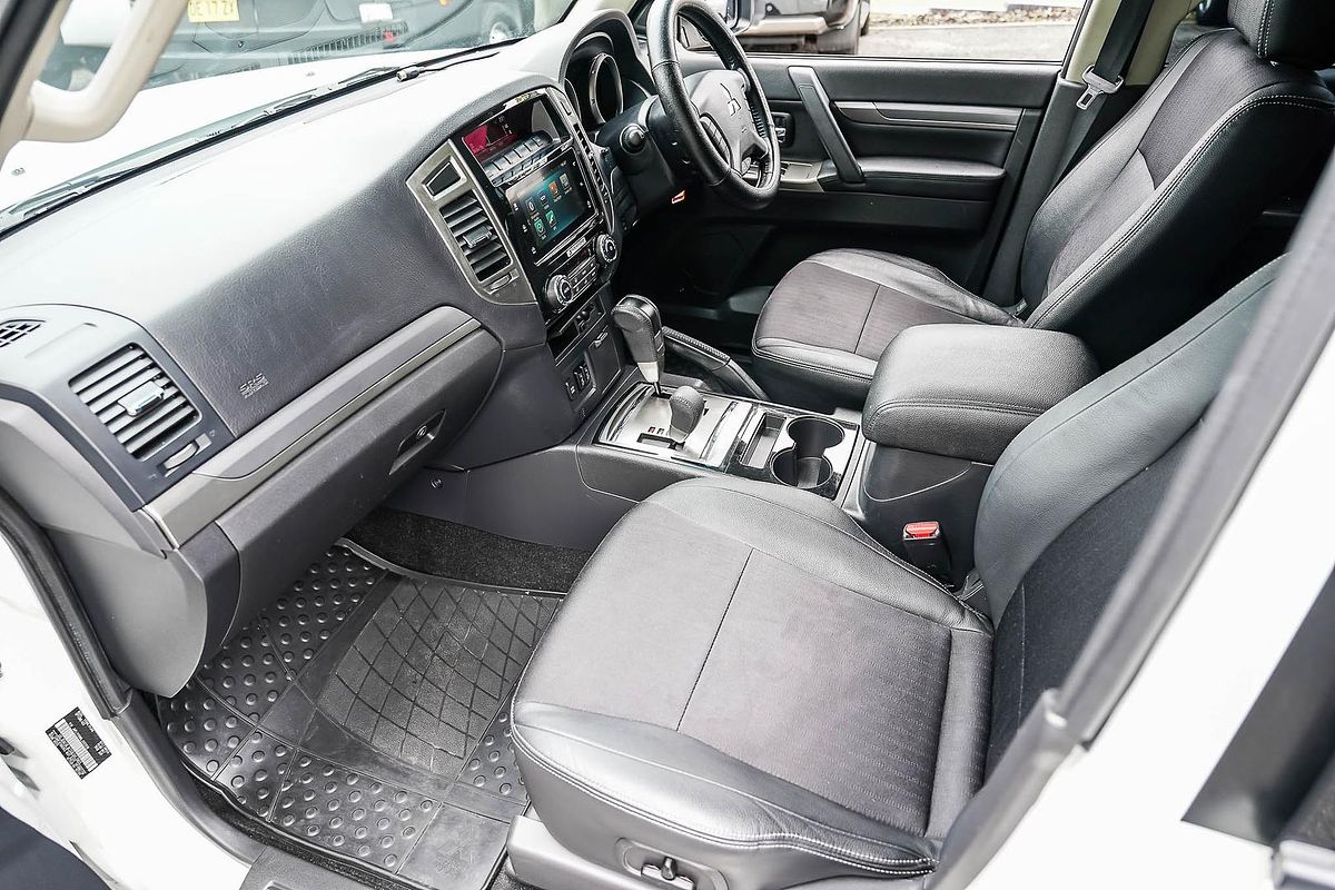 2020 Mitsubishi Pajero GLS NX