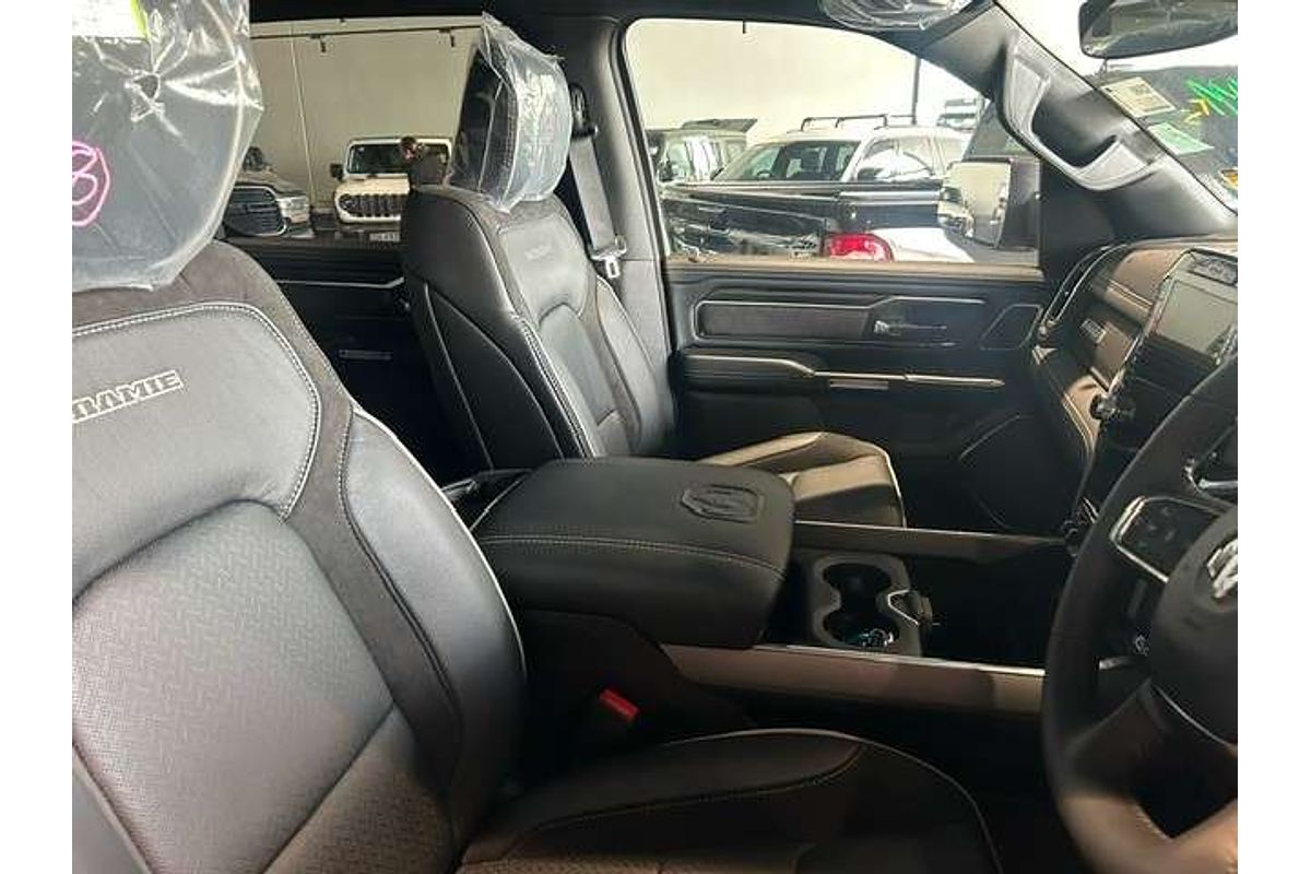2024 RAM 1500 Laramie Sport RamBox DT 4X4 SWB