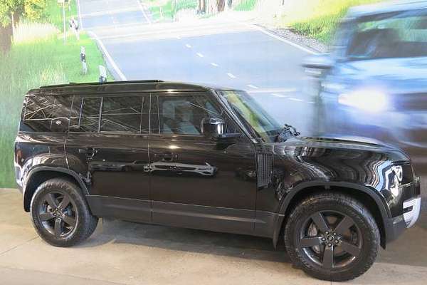 2020 Land Rover DEFENDER P400 HSE L663