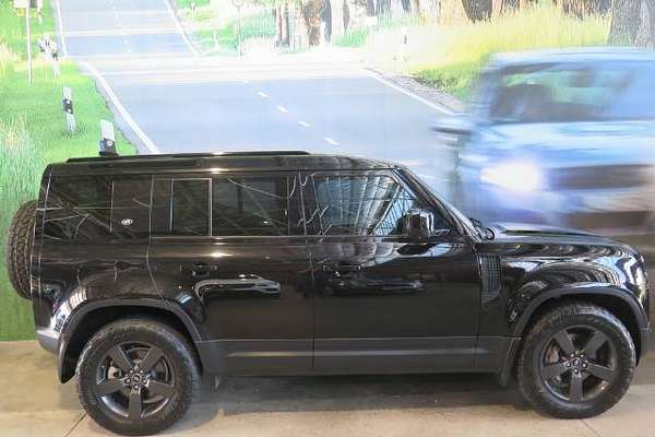 2020 Land Rover DEFENDER P400 HSE L663