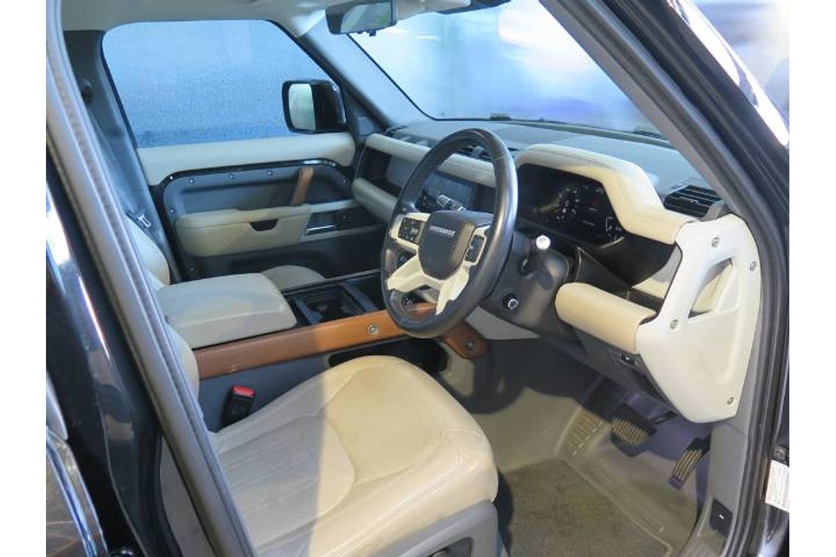 2020 Land Rover DEFENDER P400 HSE L663