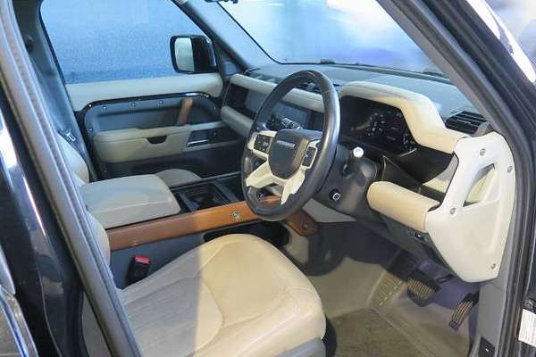 2020 Land Rover DEFENDER P400 HSE L663