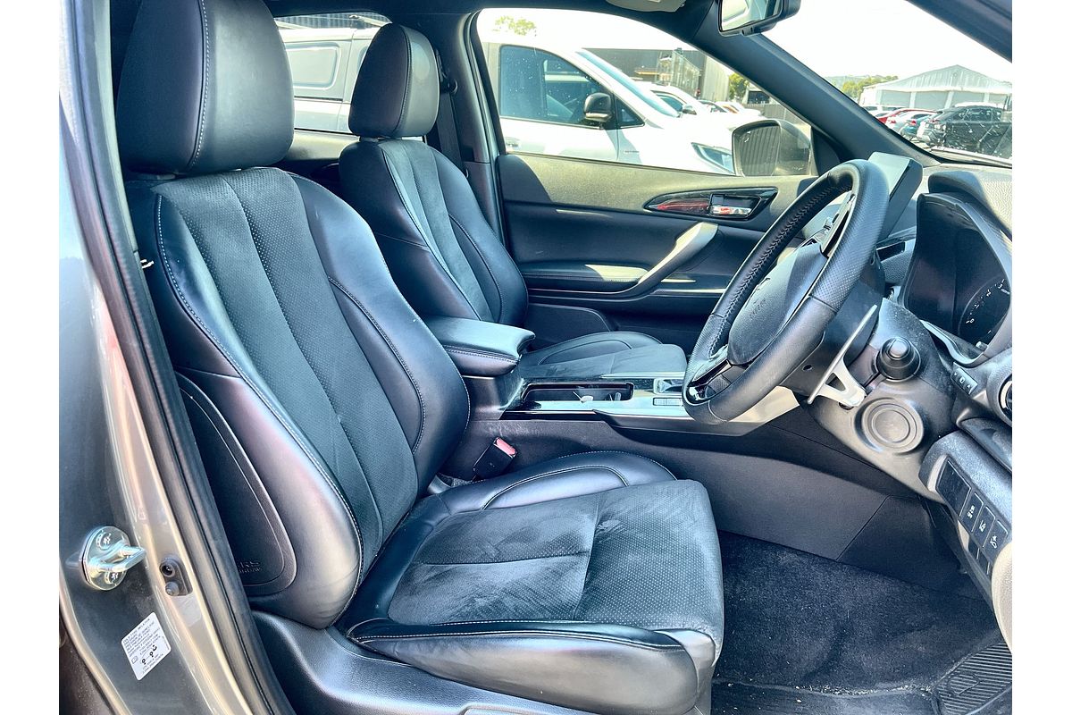 2023 Mitsubishi Eclipse Cross LS Black Edition YB