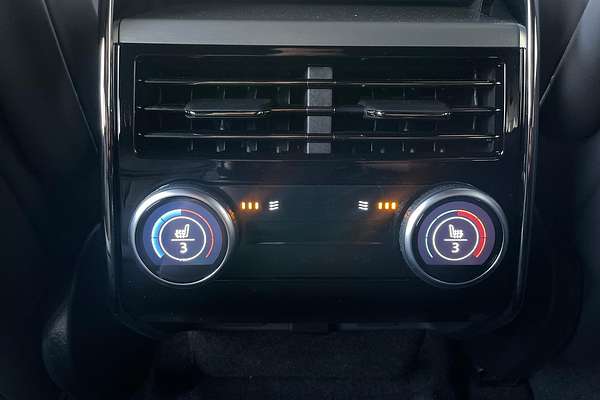 2025 Land Rover Range Rover Sport D250 Dynamic SE L461