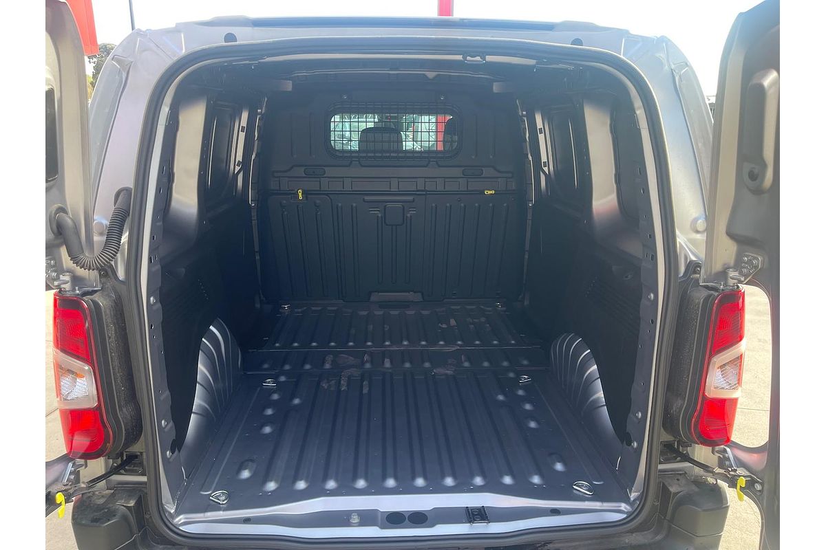 2024 Peugeot Partner Pro K9 SWB