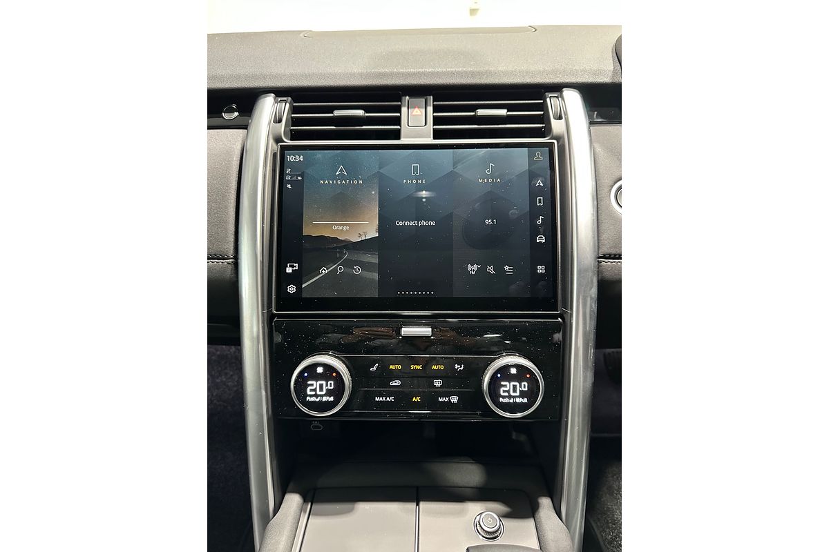 2025 Land Rover Discovery D350 S Series 5