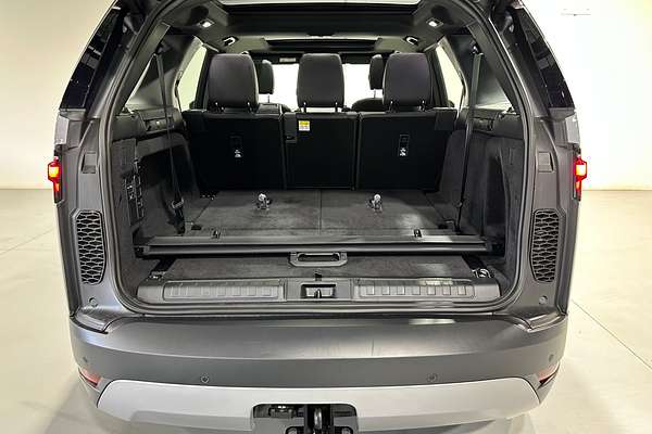 2025 Land Rover Discovery D350 S Series 5