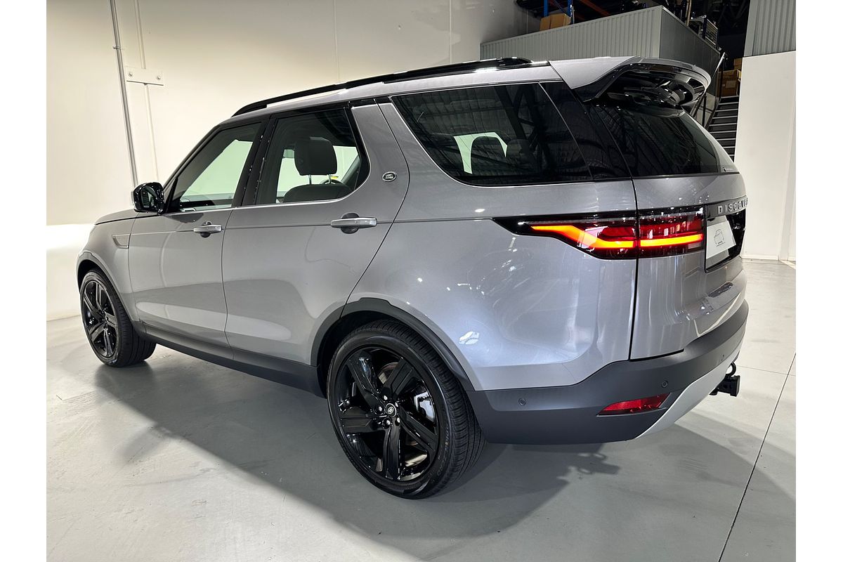 2025 Land Rover Discovery D350 S Series 5