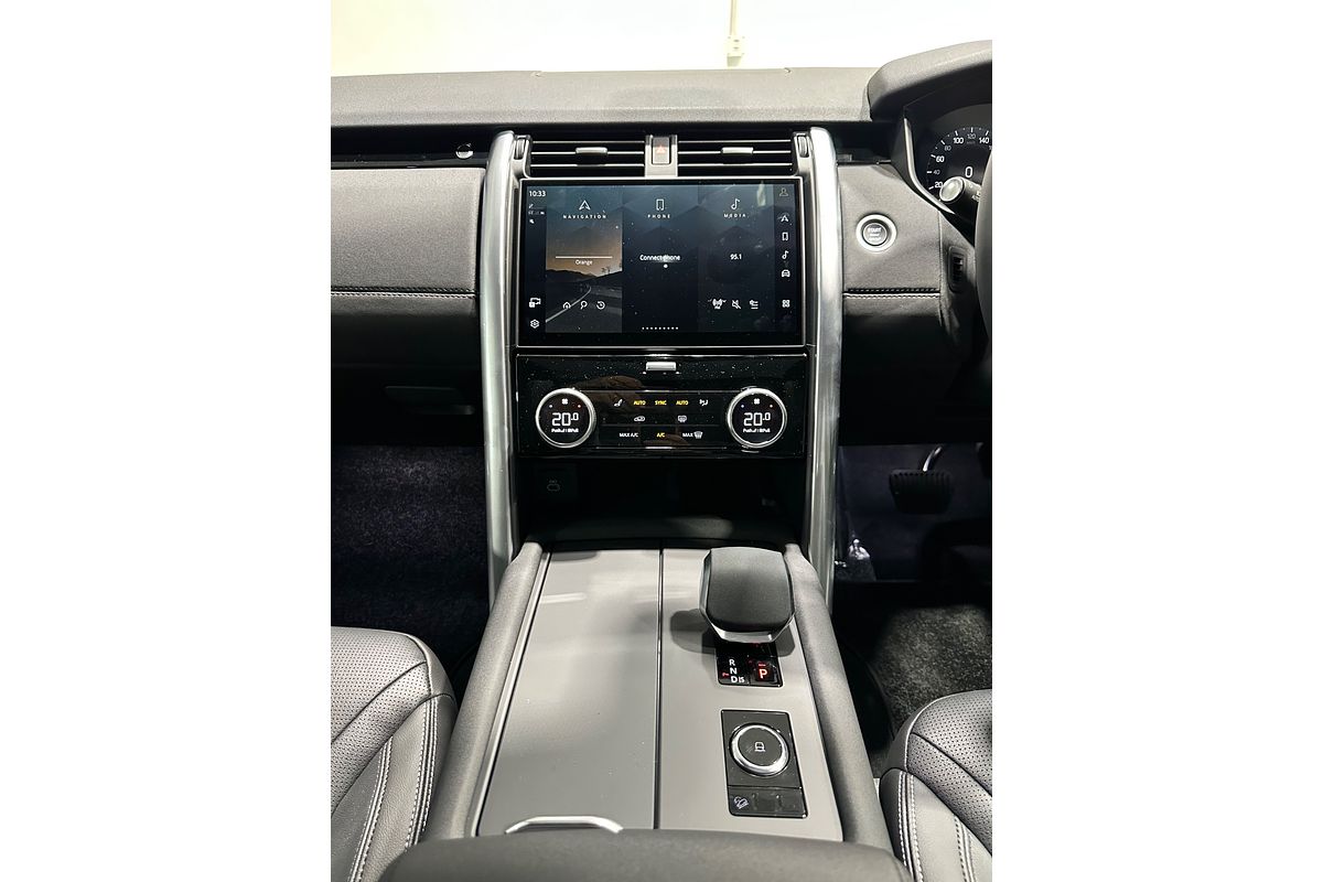 2025 Land Rover Discovery D350 S Series 5