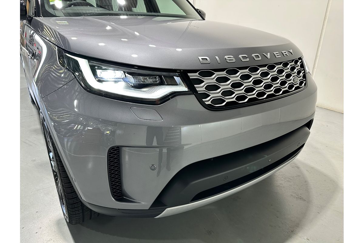 2025 Land Rover Discovery D350 S Series 5