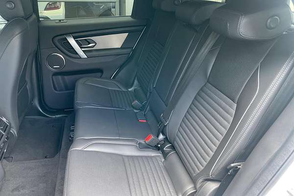 2024 Land Rover Discovery Sport P250 Dynamic SE L550
