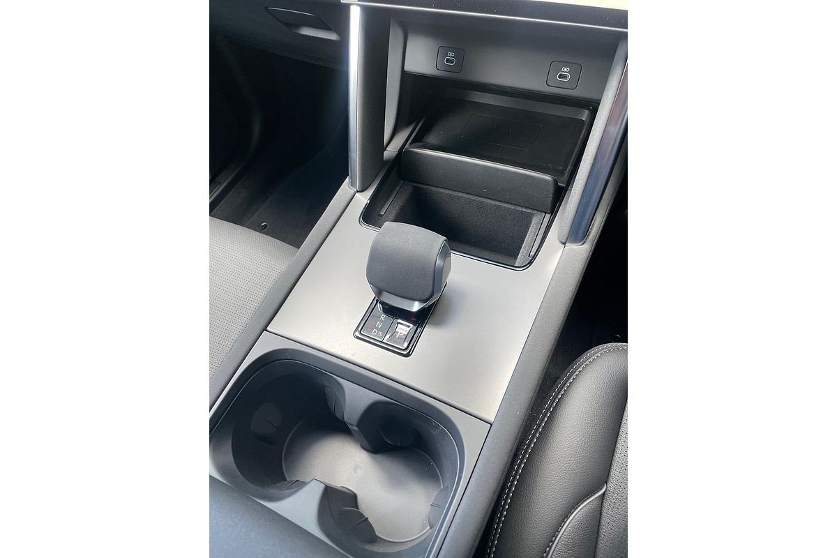 2024 Land Rover Discovery Sport P250 Dynamic SE L550