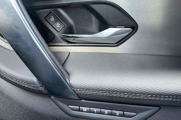 2024 Land Rover Discovery Sport P250 Dynamic SE L550