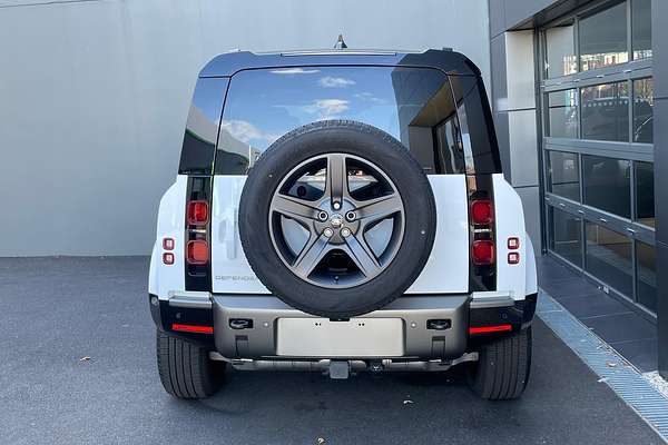 2024 Land Rover Defender 110 P400e X-Dynamic HSE L663