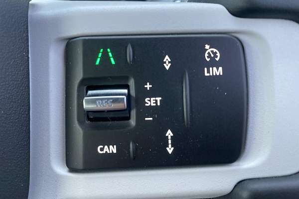 2024 Land Rover Defender 110 P400e X-Dynamic HSE L663