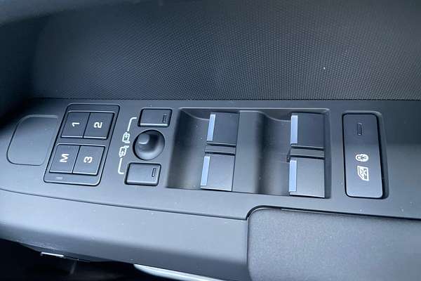2024 Land Rover Defender 110 P400e X-Dynamic HSE L663