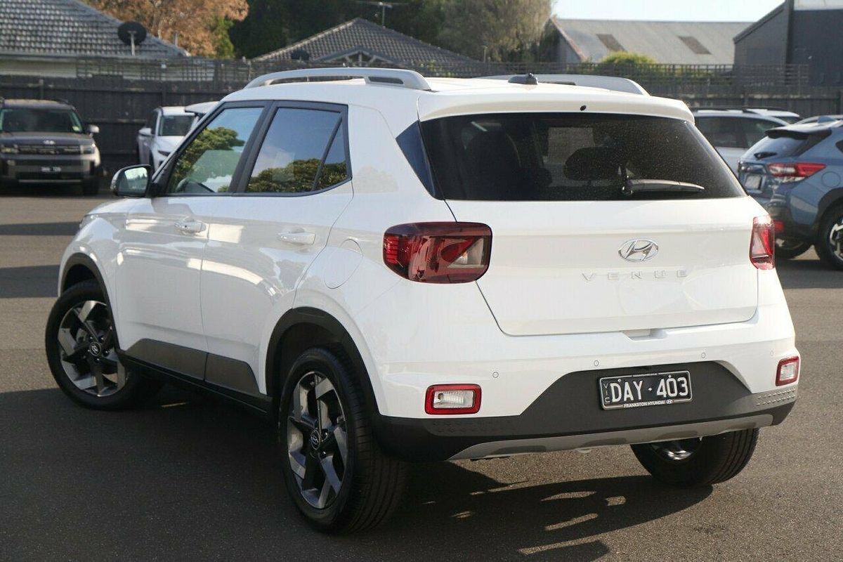2024 Hyundai Venue Elite QX.V5