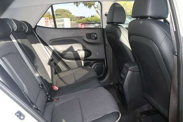 2024 Hyundai Venue Elite QX.V5
