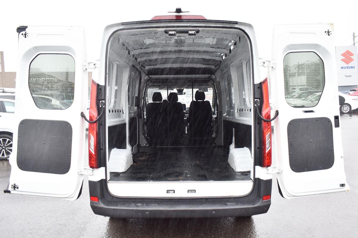 2022 LDV Deliver 9 LWB